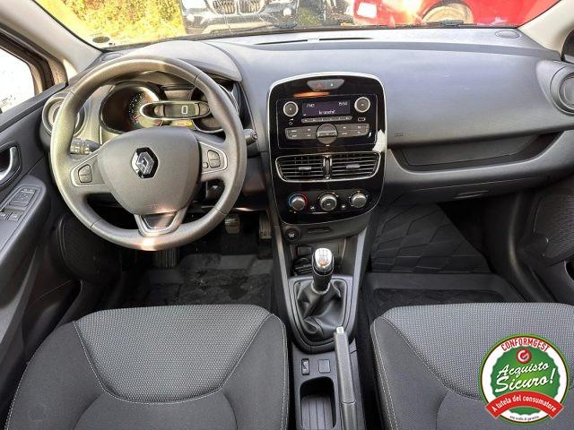 RENAULT Clio 1.2 16V 5 porte OK NEOPATENTATI Navi