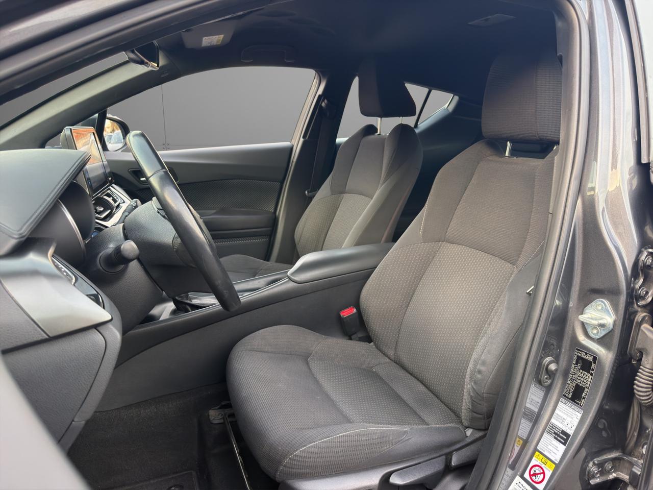 Toyota C-HR 5 Porte C-HR 1.8 - Unipro - Promo FInanziamento - IVA DEDUCIBILE