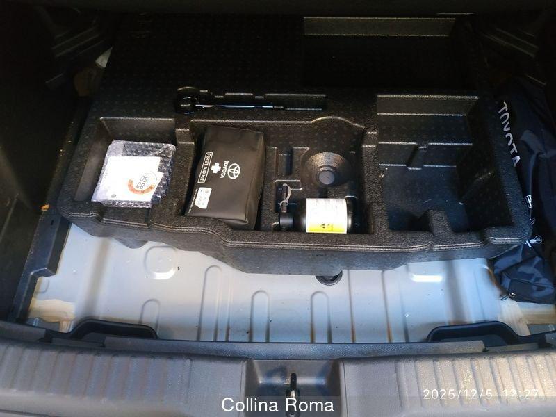 Toyota Yaris Cross Yaris Cross 1.5 Hybrid 5p. E-CVT AWD-i Lounge