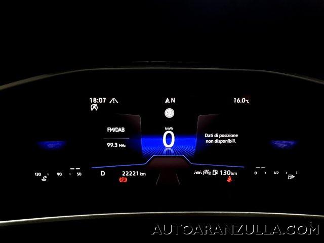 VOLKSWAGEN T-Roc NEW 2.0 R-Line TDI 150CV DSG Navi - Fari IQ Led