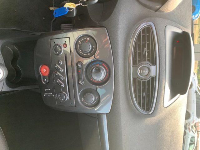 RENAULT Clio 1.4 16V 5 porte Confort
