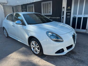 Alfa Romeo Giulietta 2.0 140 CV GANCIO TRAINO