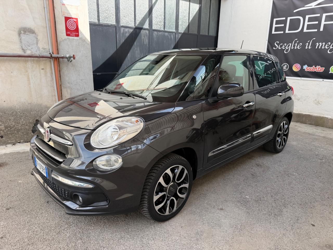 Fiat 500L LOUNGE con tetto panoramico