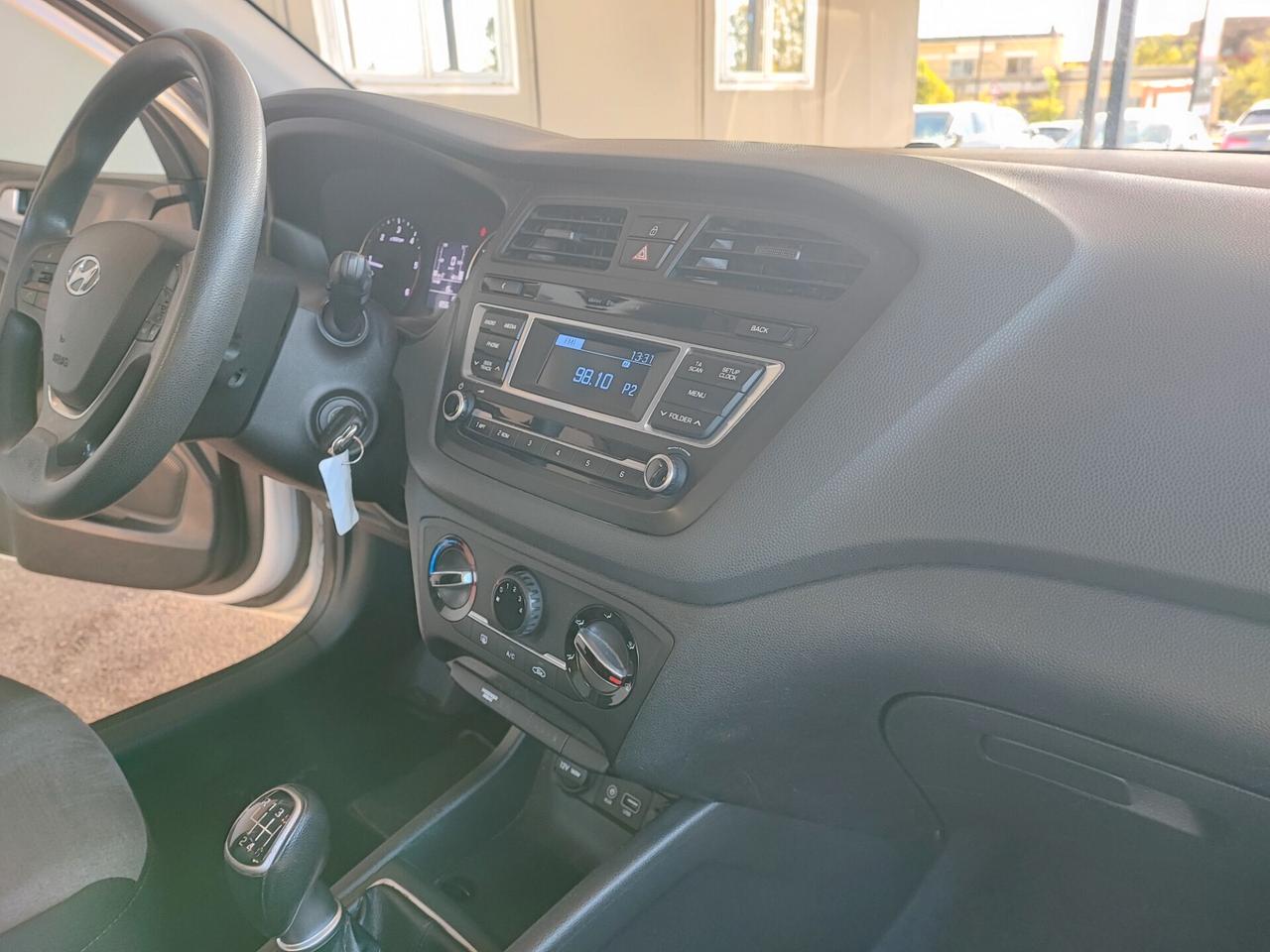 Hyundai i20 1.1 CRDi 12V 5 porte Comfort