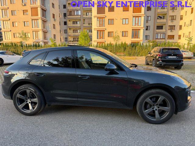 PORSCHE Macan 2.0