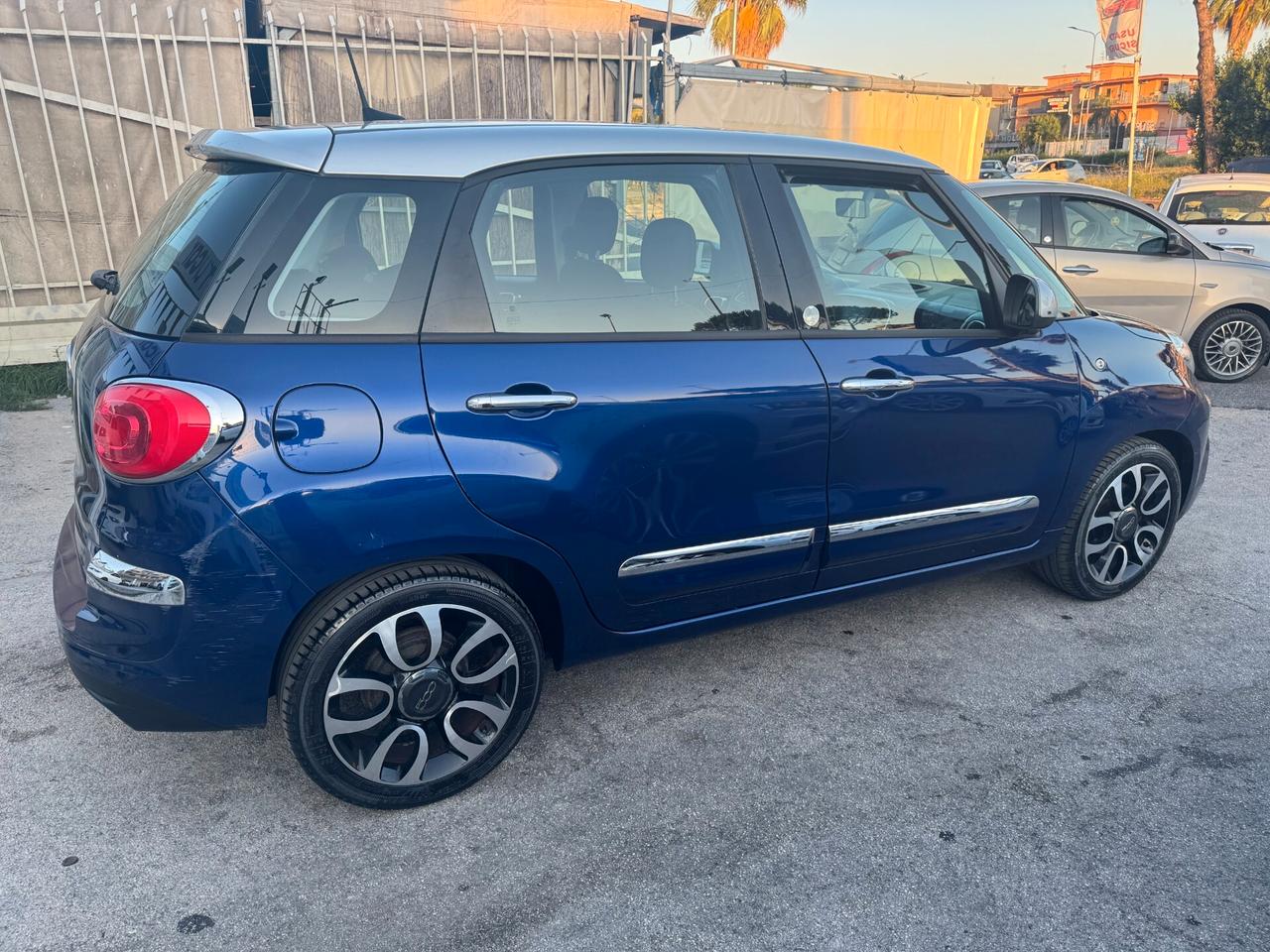 FIAT 500L 1.3 MJT 2018 BICOLOR
