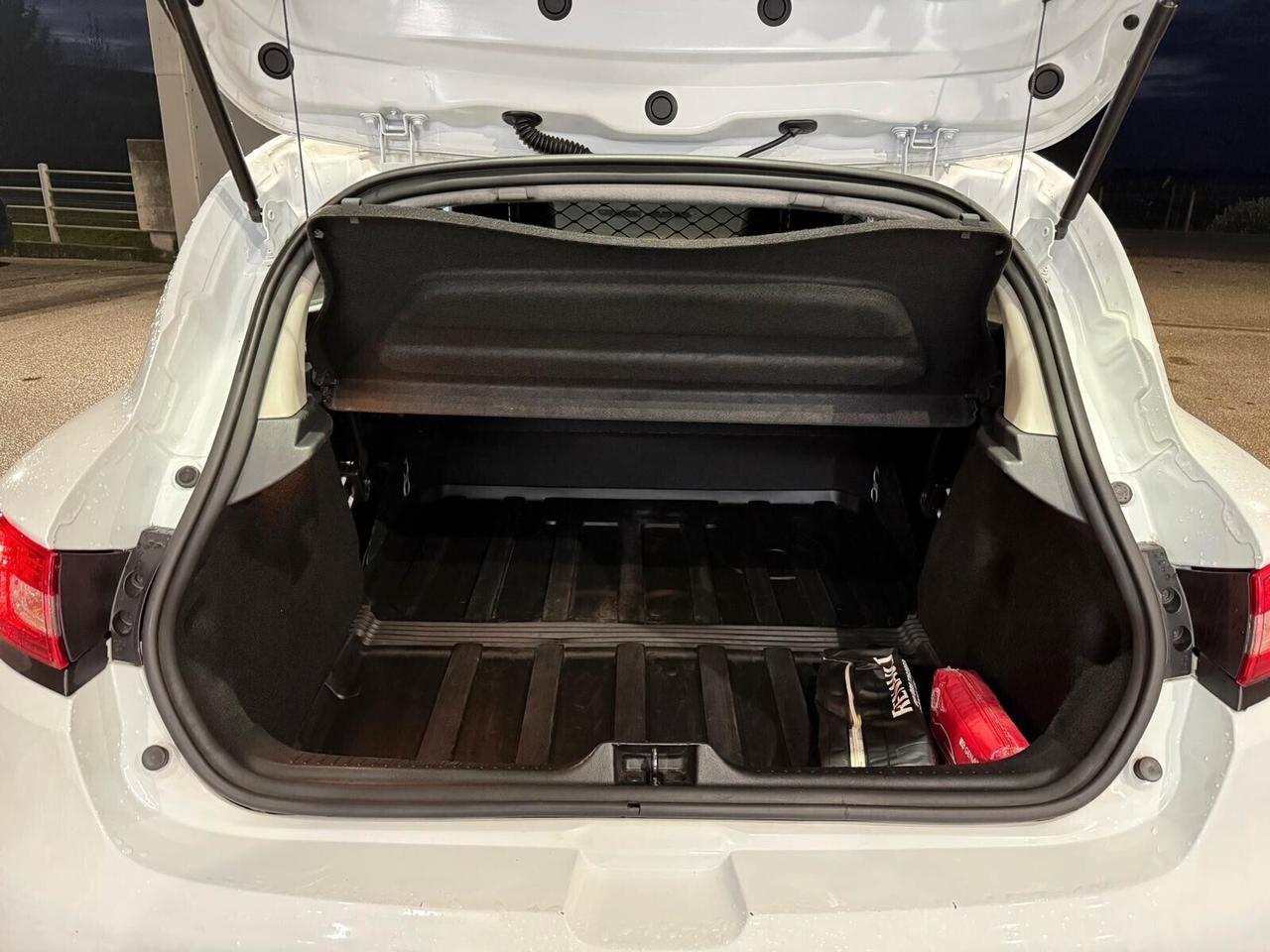 Renault Clio 1.5 Diesel Autocarro Neopatentati