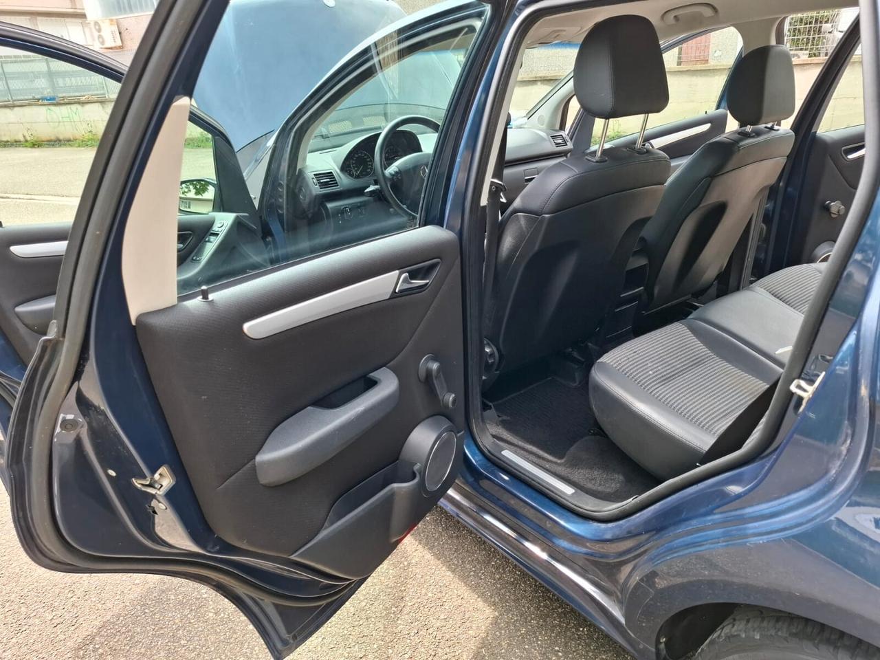 Mercedes A 150 benzina 5 porte SOLO 89.000 KM