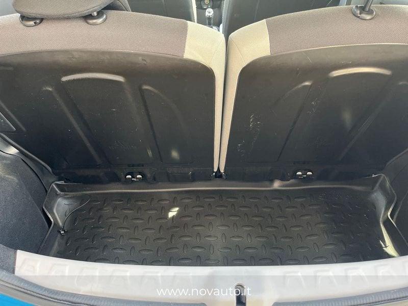 Toyota Aygo Aygo 5p 1.0 x-play my15