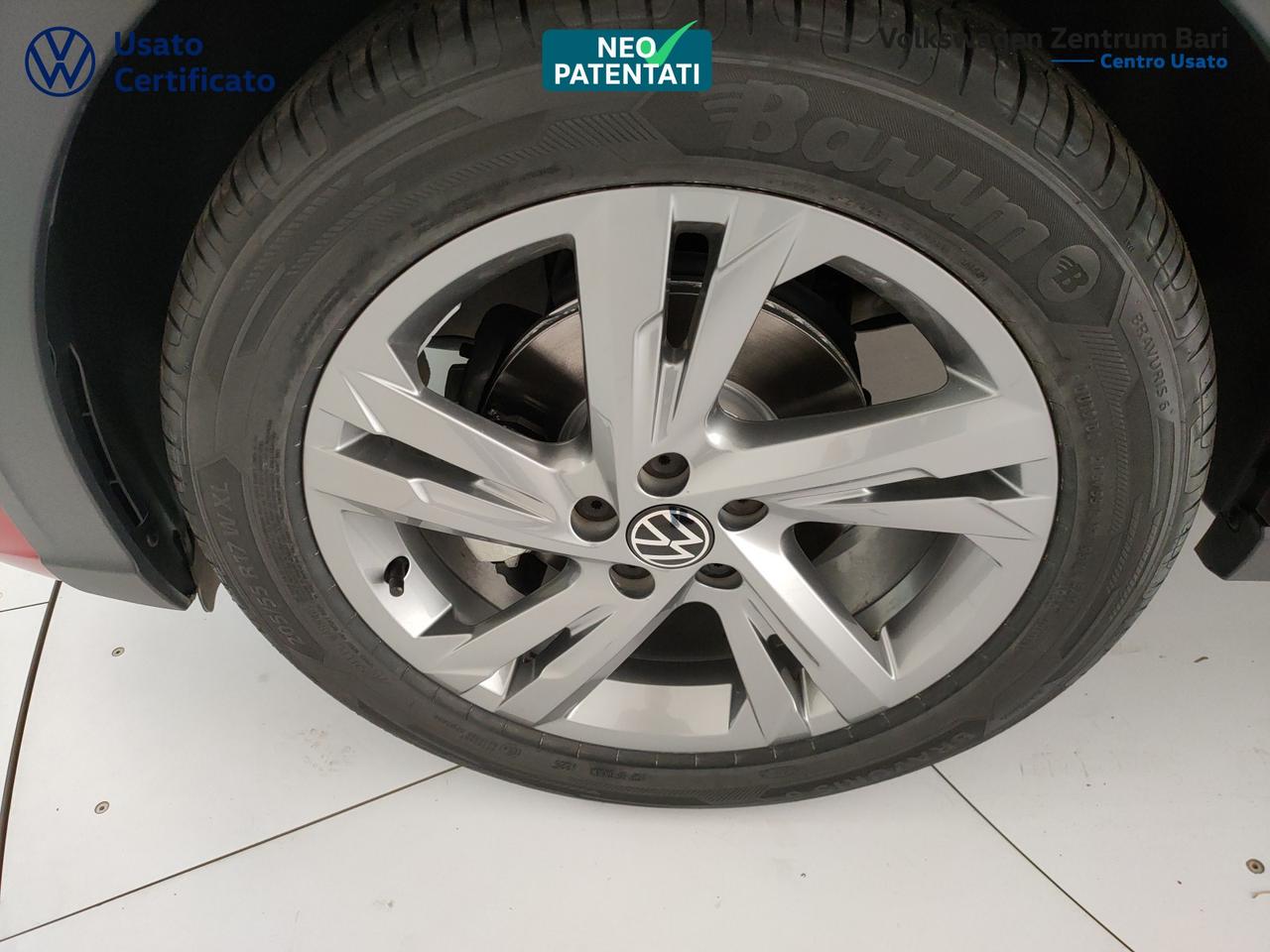 Volkswagen Taigo 1.0 tsi r-line 110cv dsg