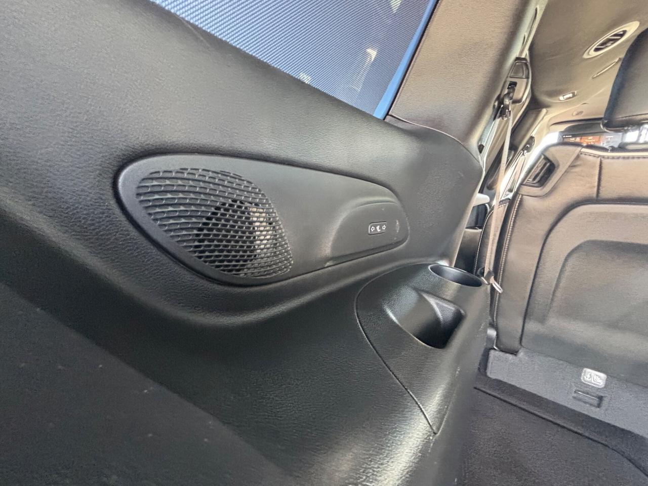 Chrysler Pacifica touring gpl full optional