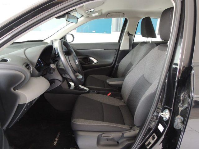 TOYOTA Yaris Cross 1.5 Hybrid 5p. E-CVT Business