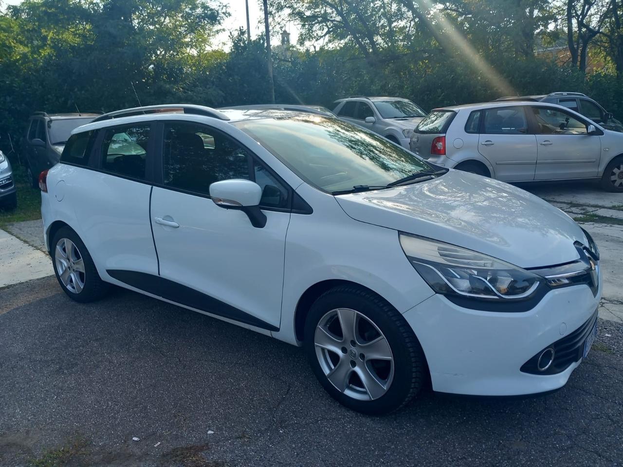 Renault Clio Sporter 1.2 75CV Live