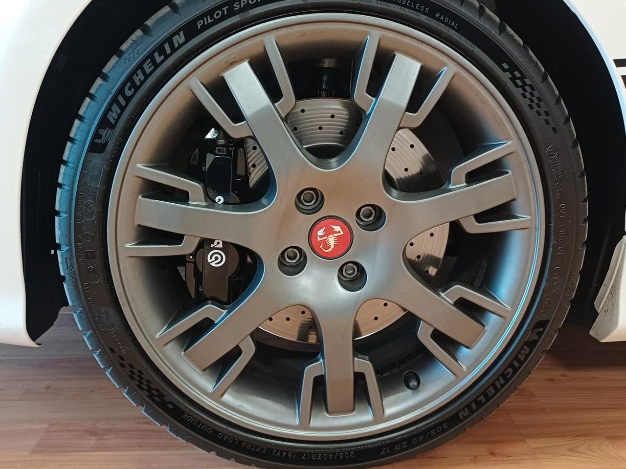 Abarth 595 COMPETIZIONE SABELT