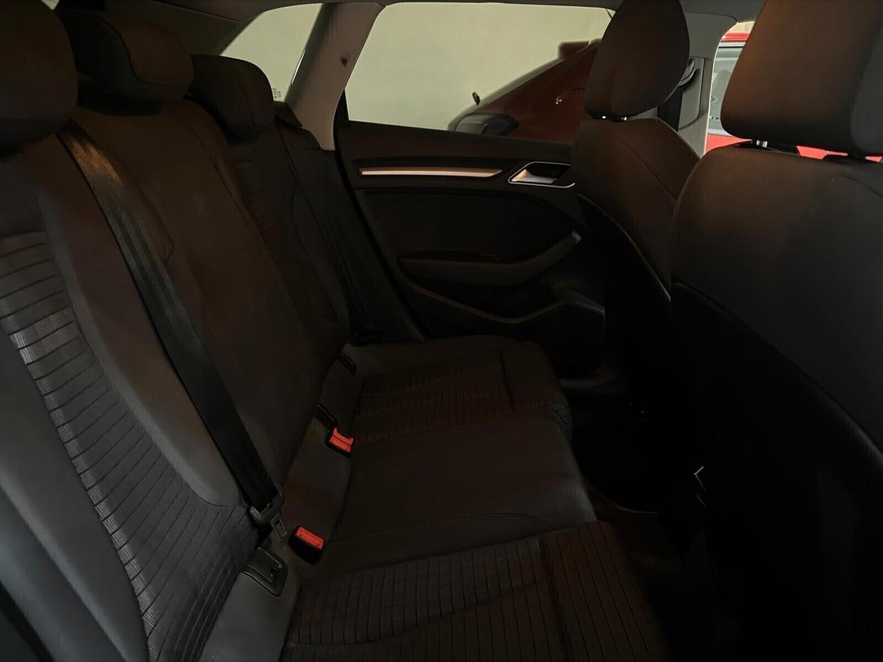 AUDI A3 1.6 TDI 110CV S TRONIC AMBITION NAVI KM 156000