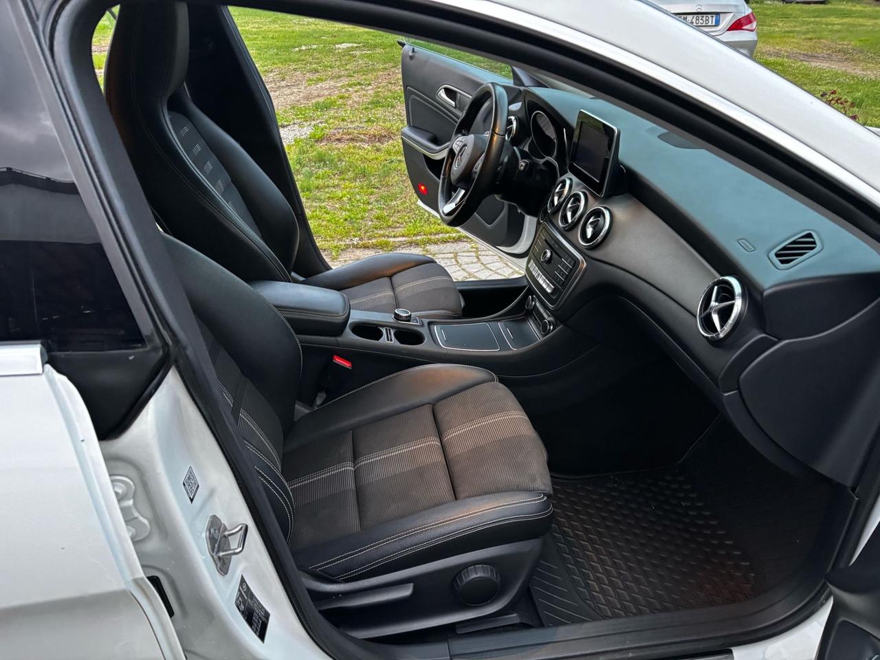 Mercedes-benz CLA 200 d S.W. Automatic Sport BELLISSIMA PERMUTABILE UNICO PROPRIETARIO