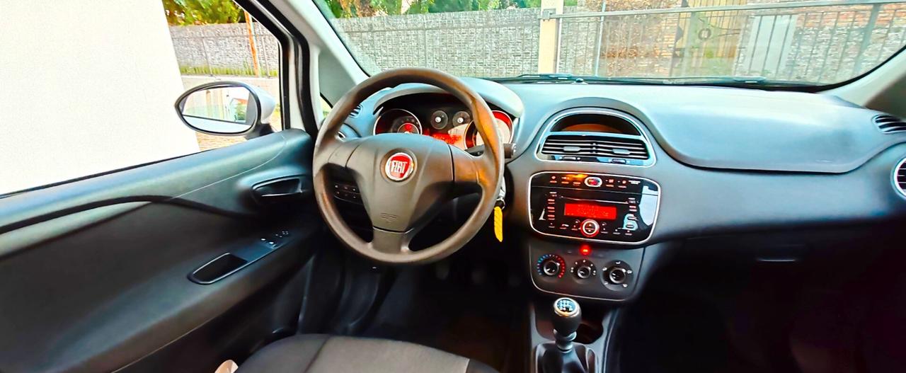 Fiat Punto 1.4 8V 5 porte Natural Power Street
