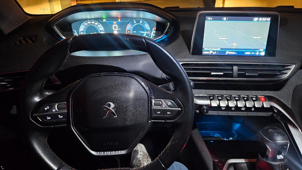 Peugeot 3008 BlueHDi 120 S&S Business