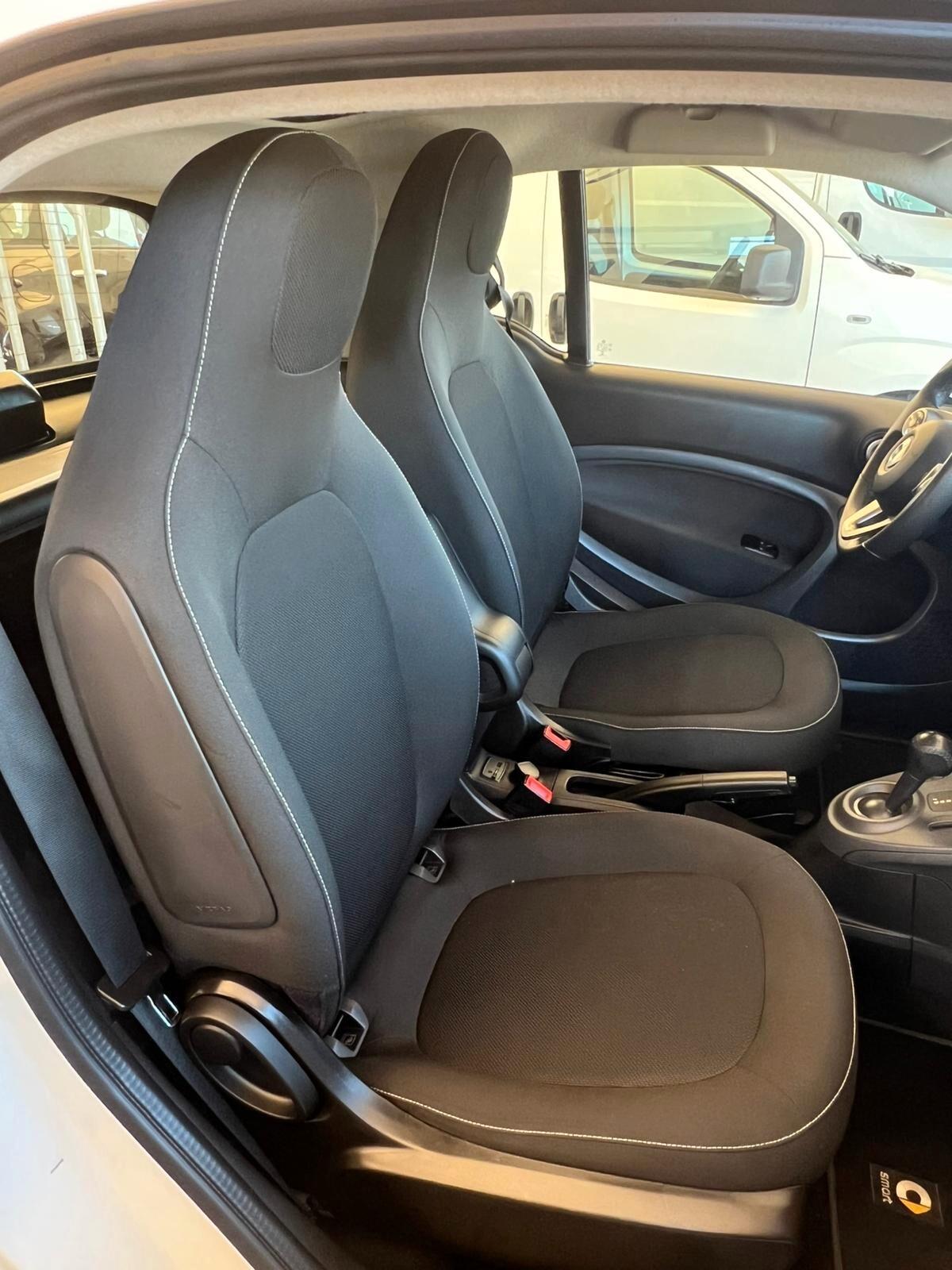 Smart ForTwo 70 1.0 twinamic Passion + TETTO PANORAMICO + NAVIGATORE