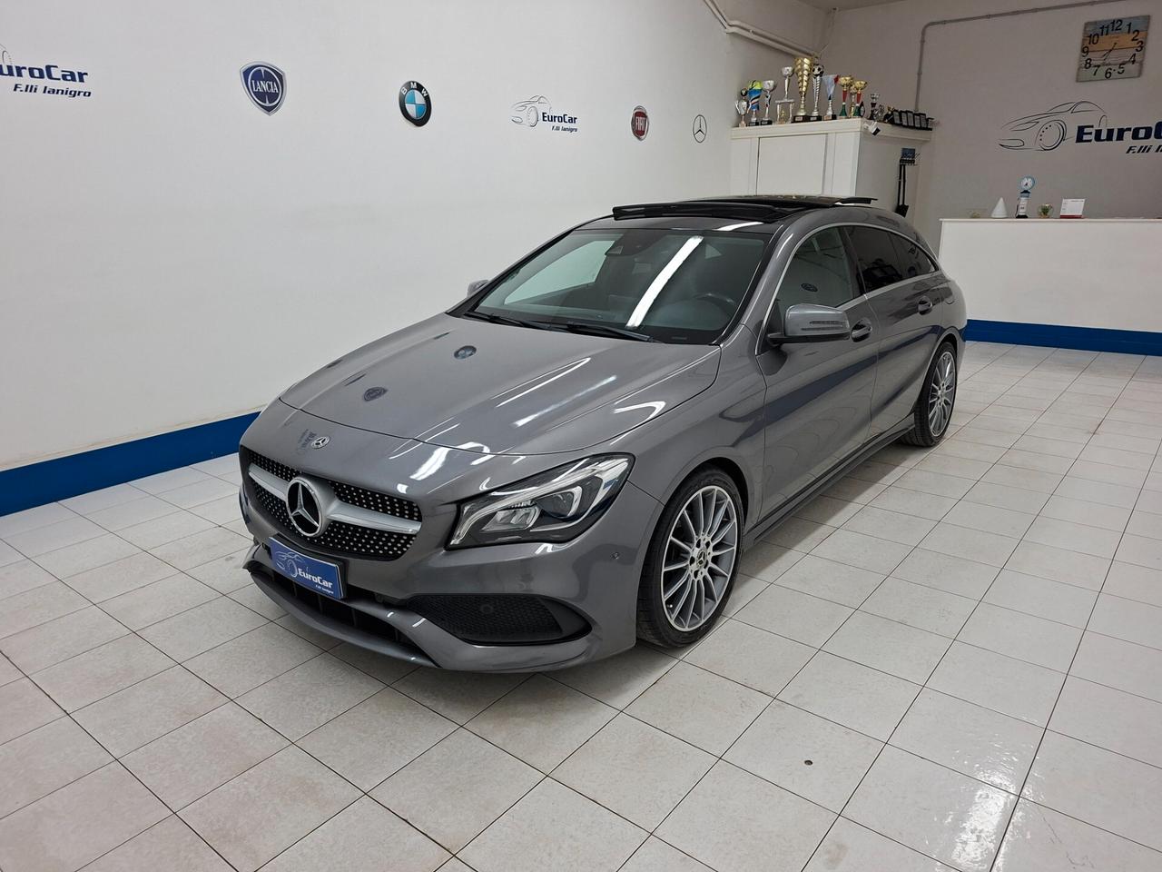 Mercedes-Benz CLA Shooting Brake 200d 4Matic Automatic Premium