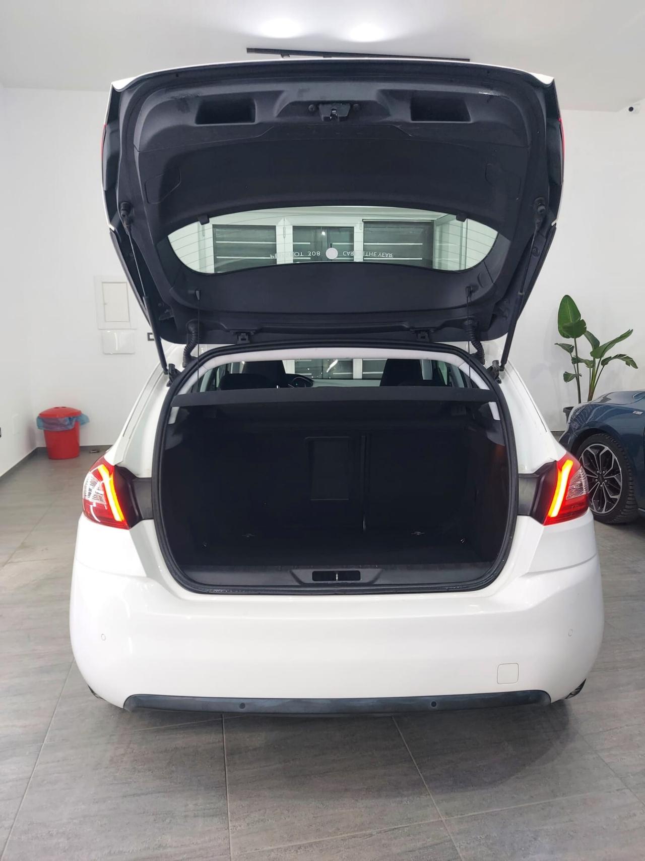 Peugeot 308 1.6 e-HDi 115 CV Stop&Start Allure