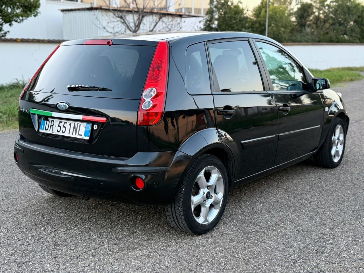 Ford Fiesta 1.2 Benzina GPL scade 2035