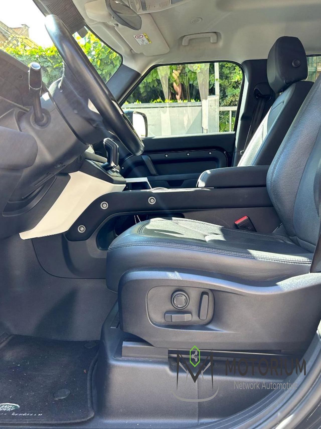 Land Rover Defender 110 3.0D 200 CV AWD-NO OBBLIGO FINANZIAMENTO-