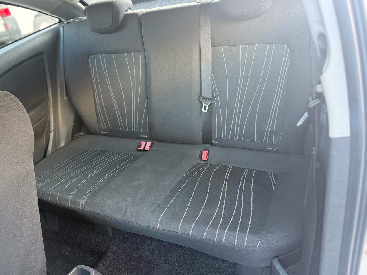 Opel Corsa 1.2 3 porte Club