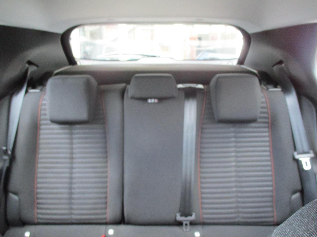 Peugeot 2008 1.5 bluehdi Active 100cv
