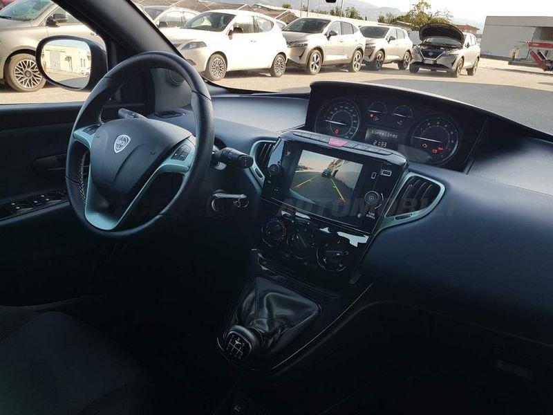 Lancia Ypsilon Ypsilon 1.0 firefly hybrid Platino s&s 70cv