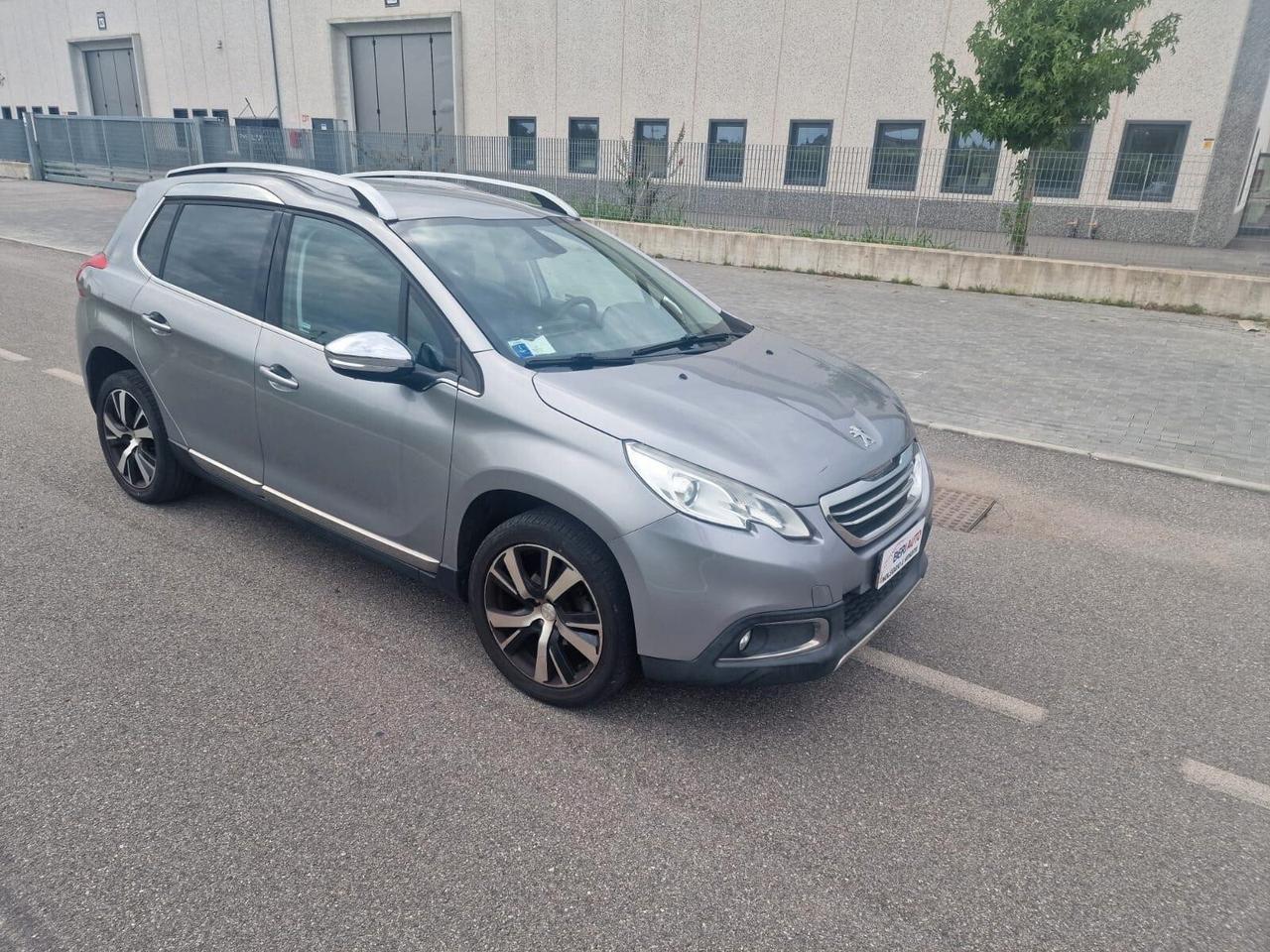 Peugeot 2008 1.6 HDI allestimento ( urban cross)