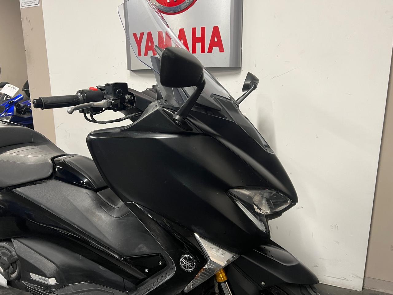 Yamaha TMAX DX