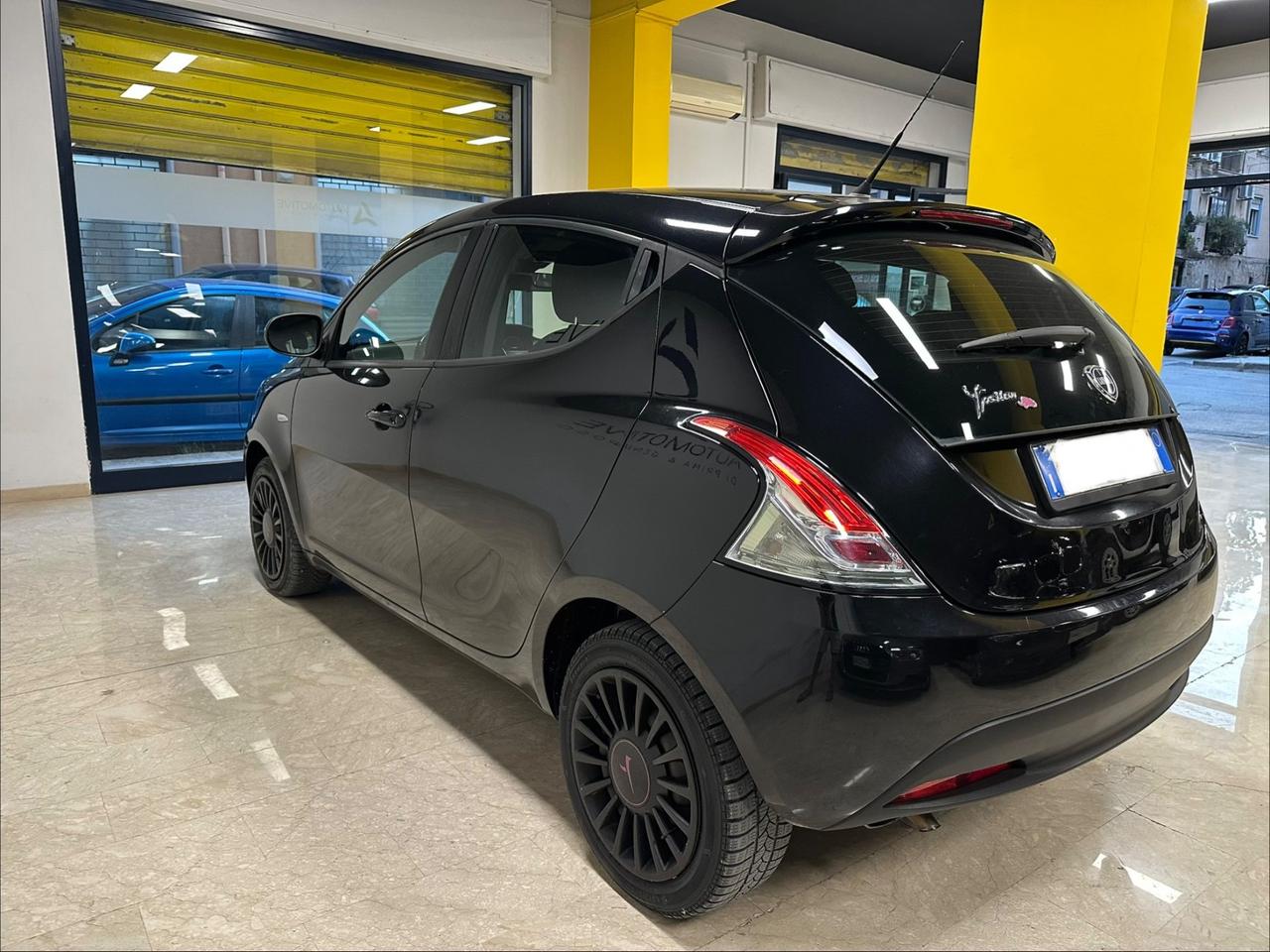 Lancia Ypsilon 1.2 69 CV 5 porte Gold