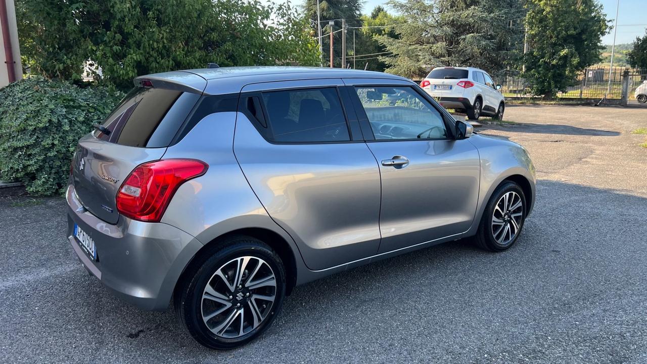 Suzuki Swift 1.2 Hybrid Top