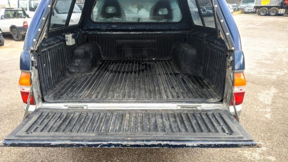 Mitsubishi L200 2.5 TDI 4WD 100CV R/D LOCK