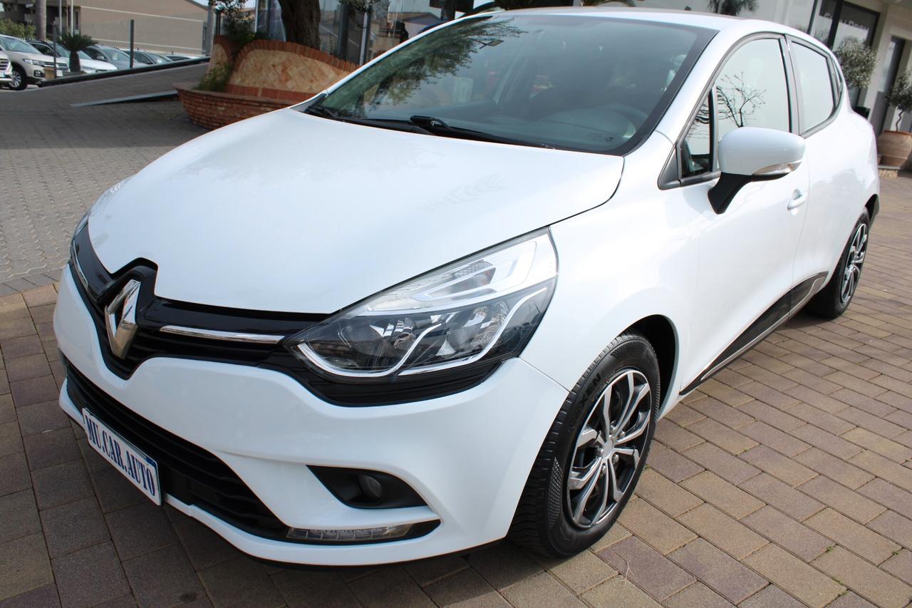 Renault Clio dCi 8V 75 CV 5 porte Duel