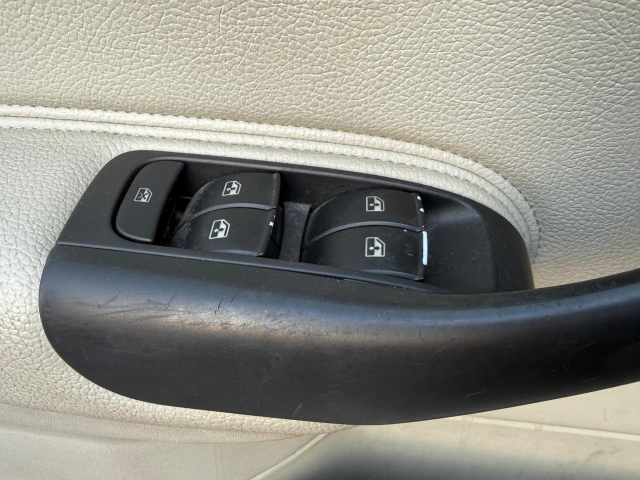 Saab 9-3 Sport Sedan 1.9 TiD Vector