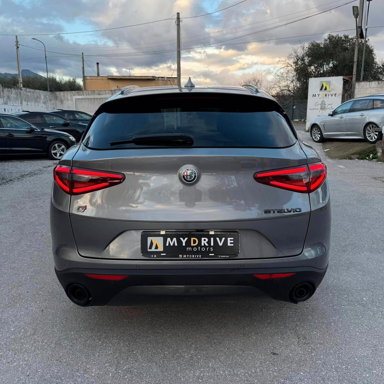 Alfa Romeo Stelvio 2.2 Turbodiesel 210 CV AT8 Q4 B-Tech