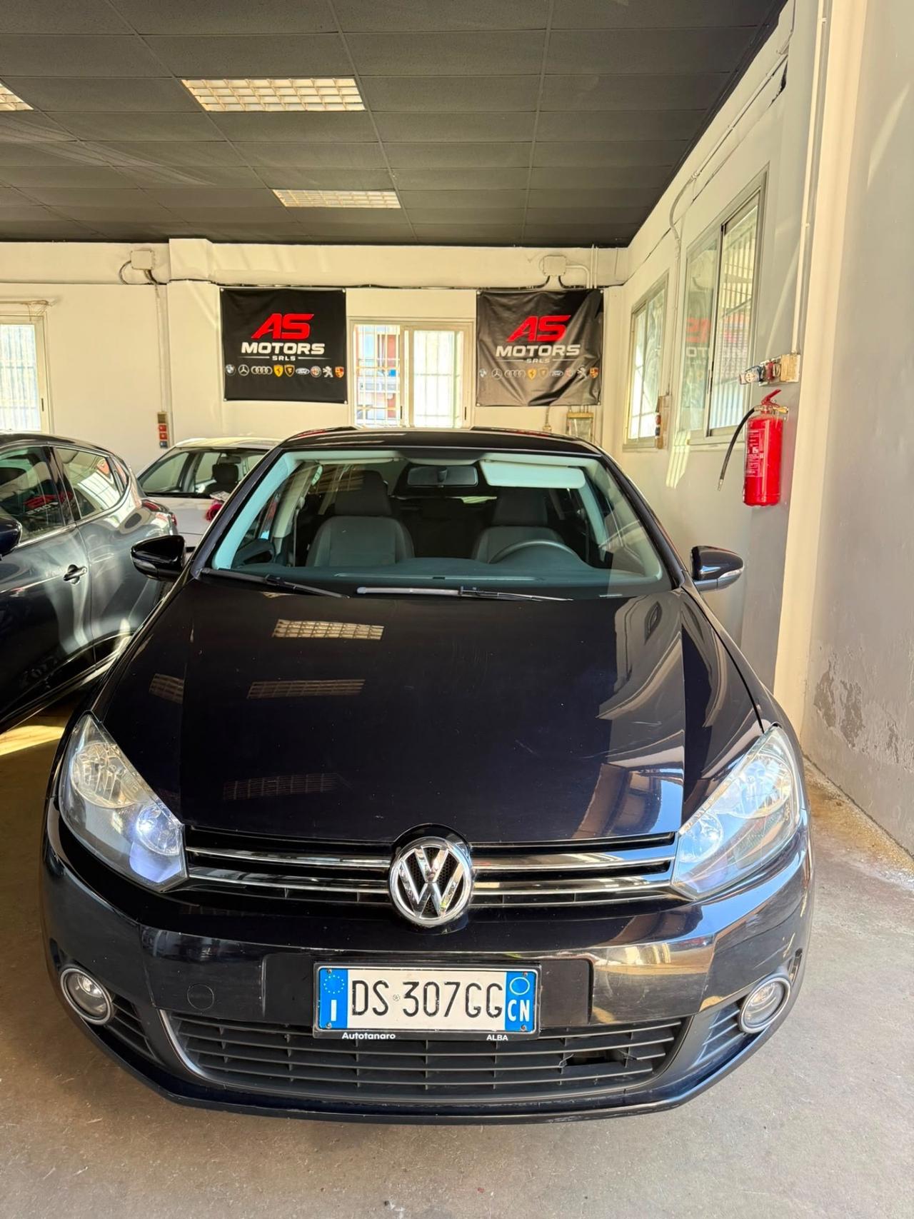 VOLKSWAGEN GOLF VI 1.6 BENZINA COMFORTLINE 5 PORTE – EURO 5B