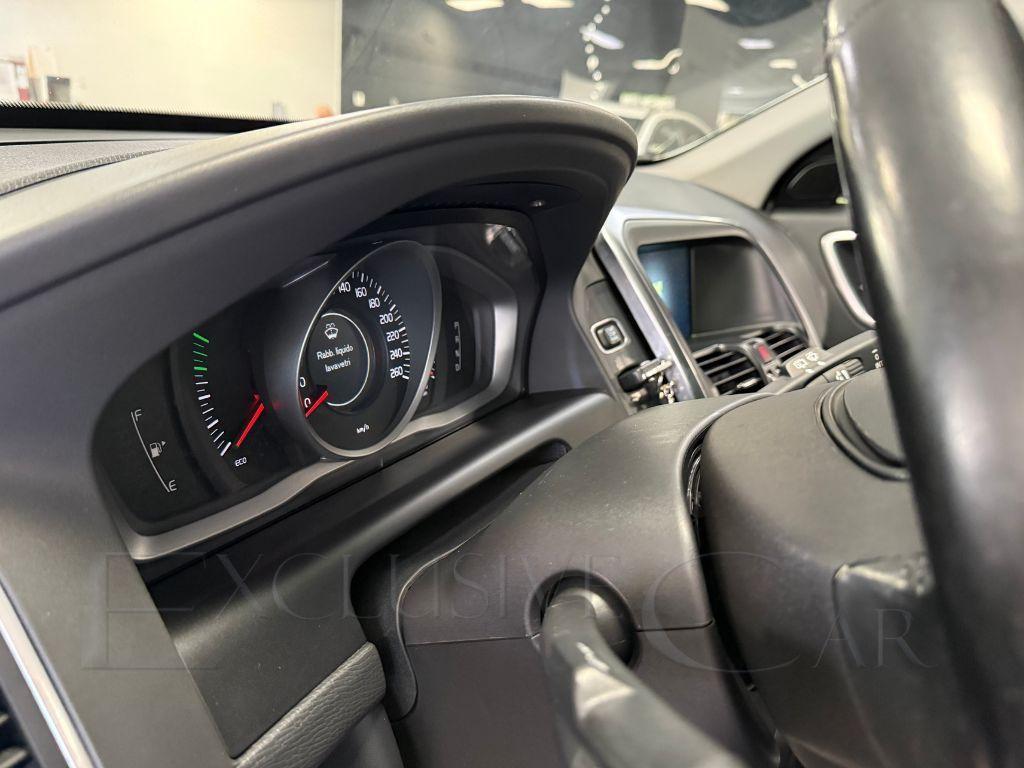 Volvo XC60 2.4 D4 181 CV AWD Momentum