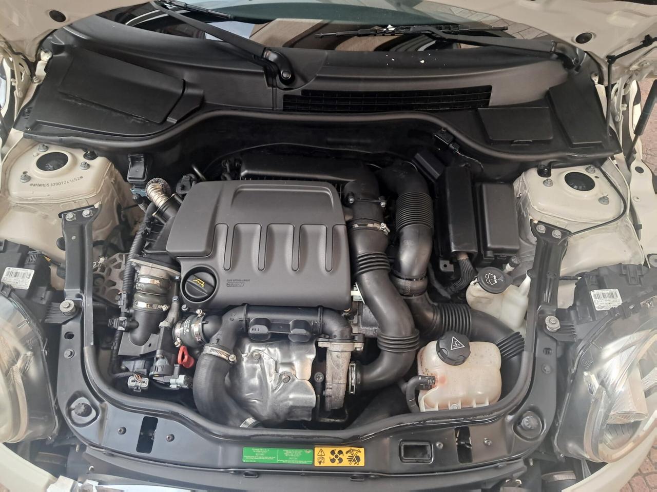 MINI 1.6 16V Cooper D-NEOPATENTATI -Euro4890