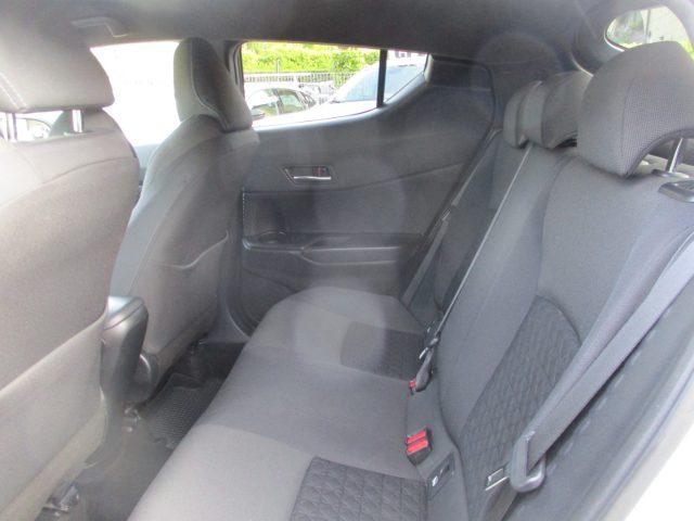 TOYOTA C-HR 2.0 Hybrid E-CVT Trend LED/Camera/Sensori