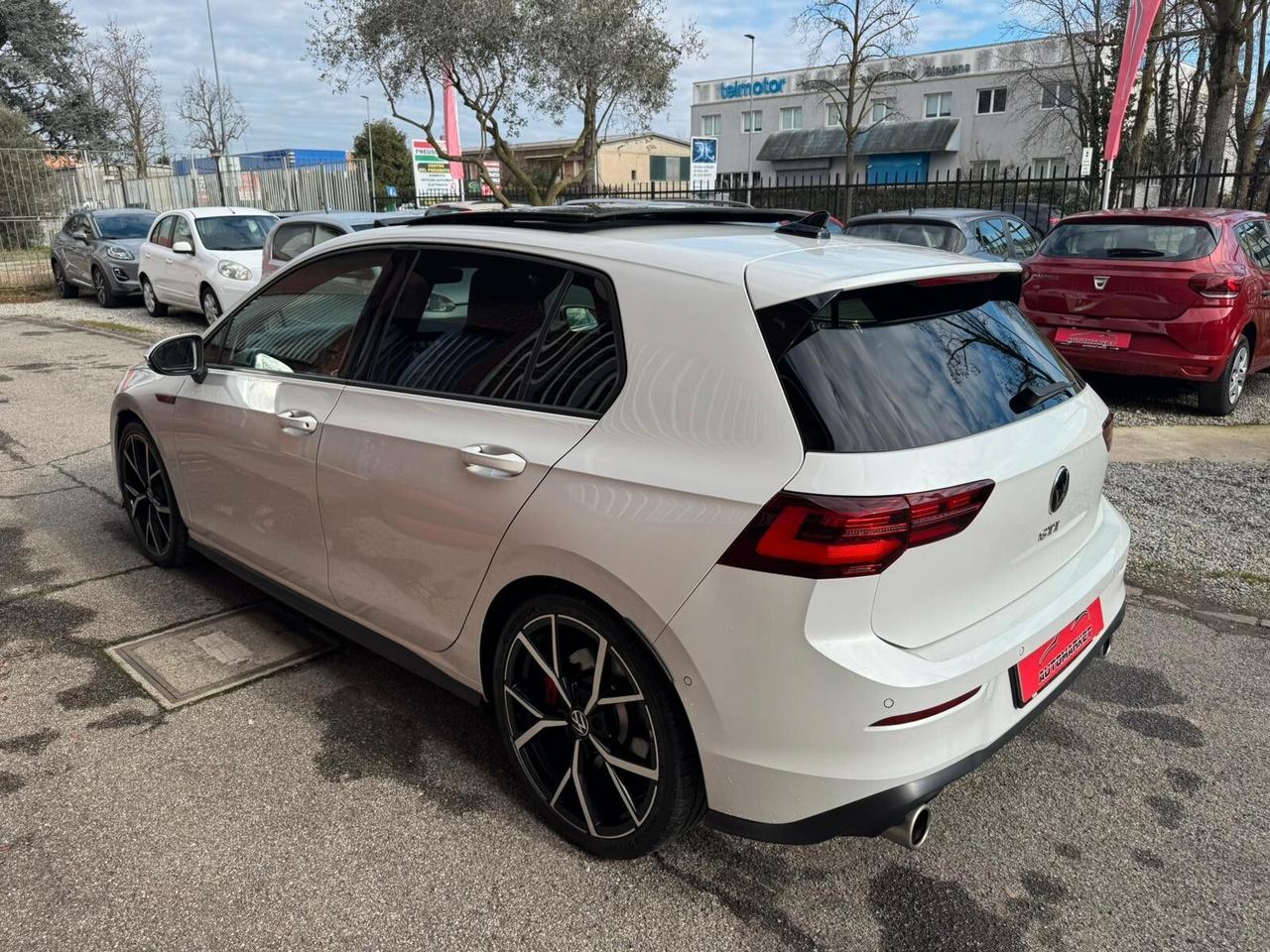 Volkswagen Golf GTI 2.0 TSI Performance 245cv dsg