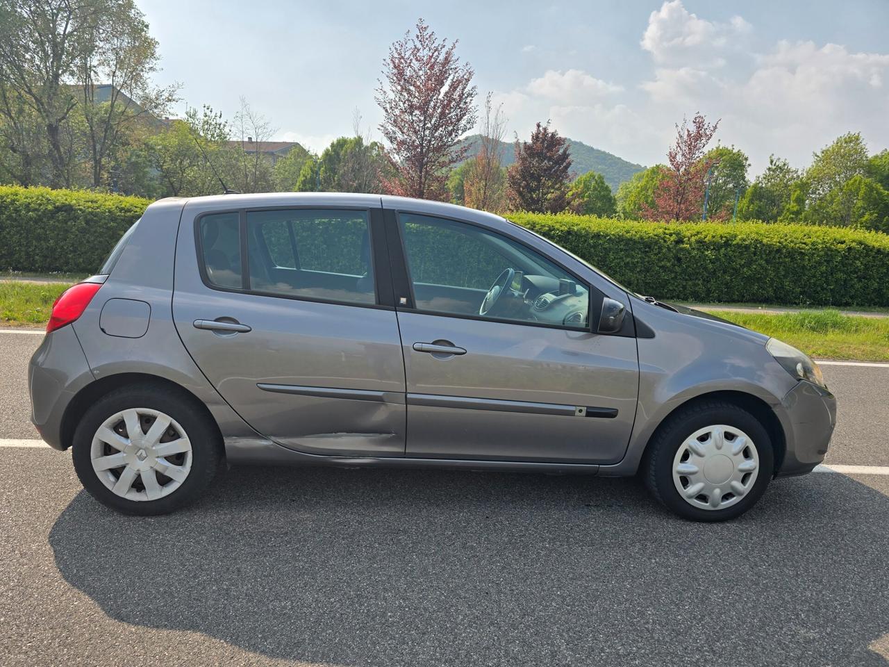 RENAULT CLIO 1.2 16V 20th ANNIVERSARIO "OK NEOPATENTATI"