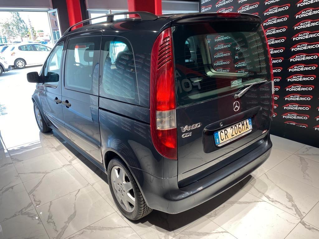 Mercedes-benz Vaneo 1.7 Diesel AUTOMATICO - 11/2004