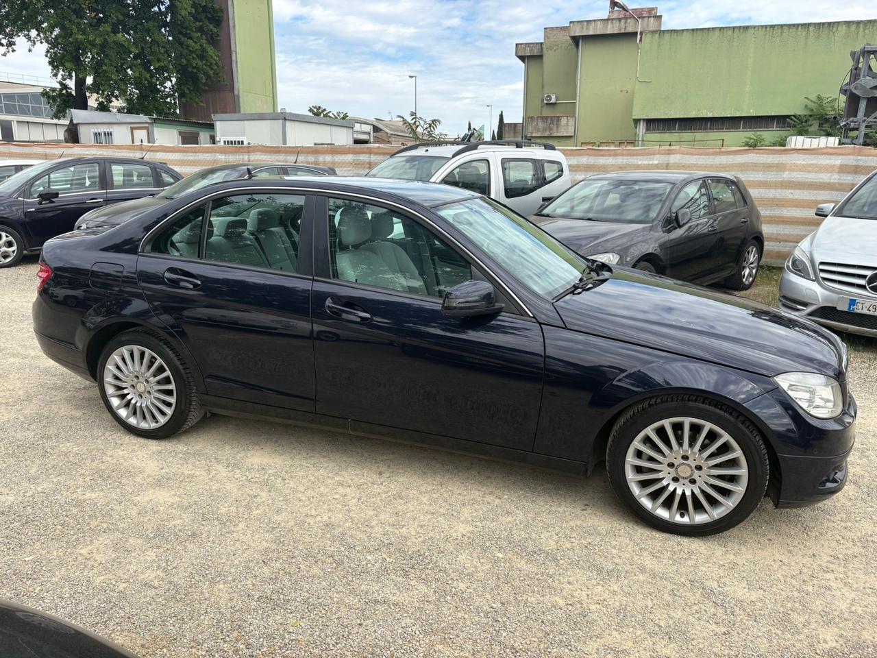 Mercedes-benz C 200 CDI 2009 2.2 DIESEL 136CV 271.000 KM