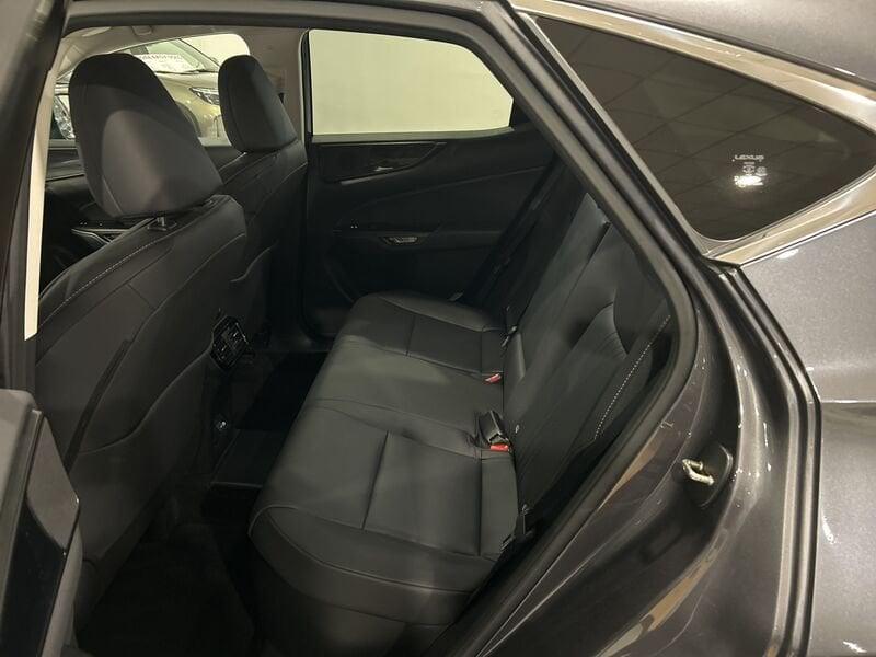 Lexus NX Hybrid 4WD Premium +