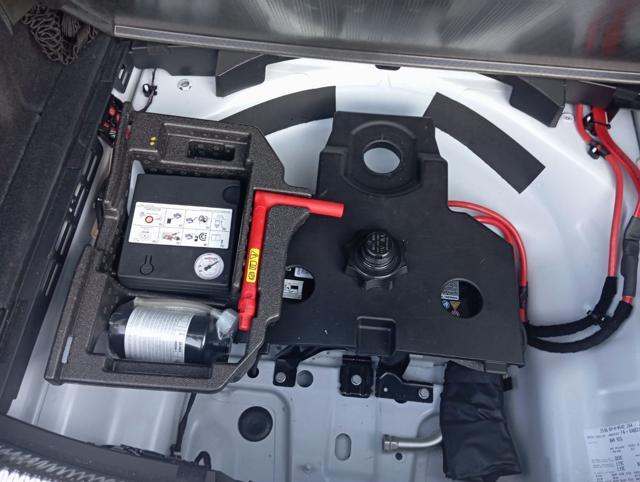 AUDI A4 *PROMO* Avant 30 TDI S tronic Business Sport