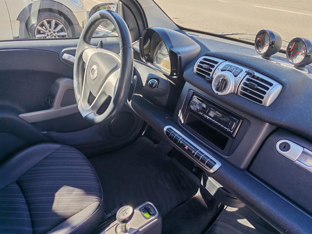 Smart ForTwo 1000 52 kW MHD coupé passion