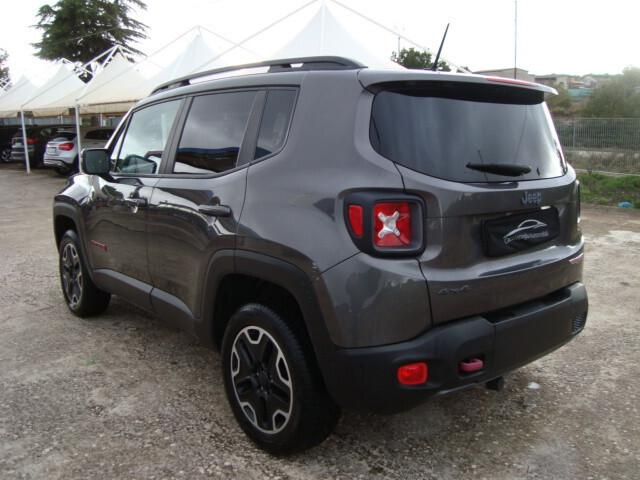 Jeep Renegade 2.0 Mjt 170CV 4WD Active Drive Low Trailhawk